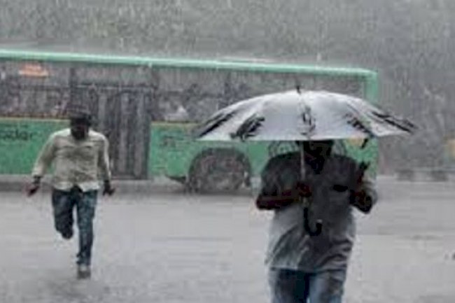 Karnataka heavy rainfall one dead waterlogging in several parts