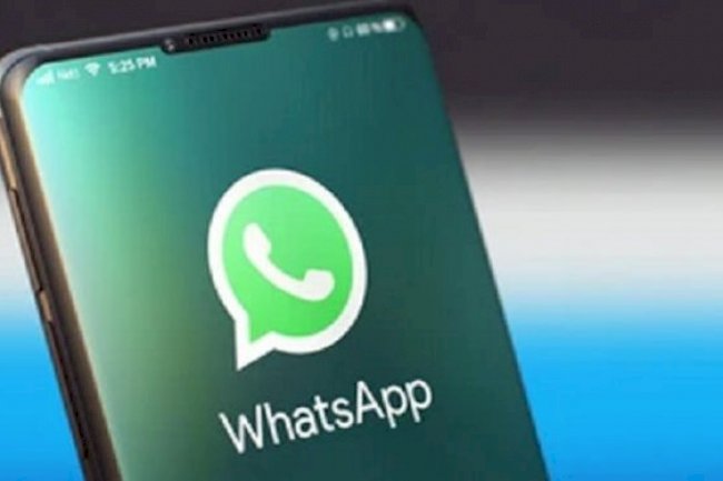 WhatsApp giving cash-back rewards to win payments users in India