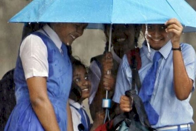 Karnataka heavy Rainfall school holiday in these districts