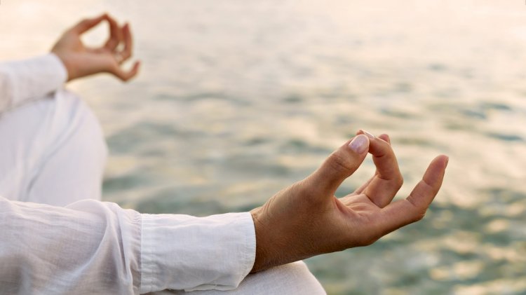 DOES MEDITATION ACTUALLY IMPROVES OUR HEALTH?