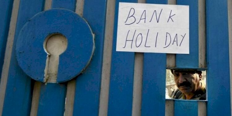 Bank holidays: Banks to remain closed for 11 days on May 2022. Full list here
