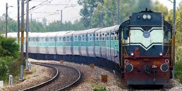 Railway’s Mega Block : these are affected routes, check details