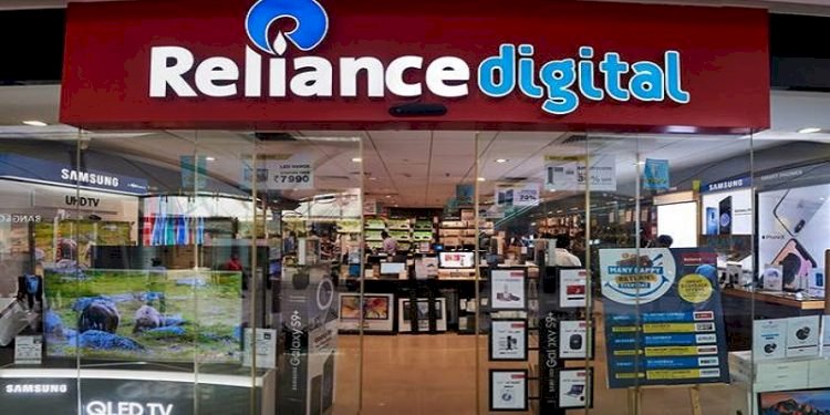 Reliance Digital sale : TVs, smartphones, smartwatches, laptops, AC, fridges at lowest price