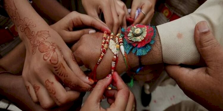 Raksha Bandhan 2022: govt announced free bus tickets for women